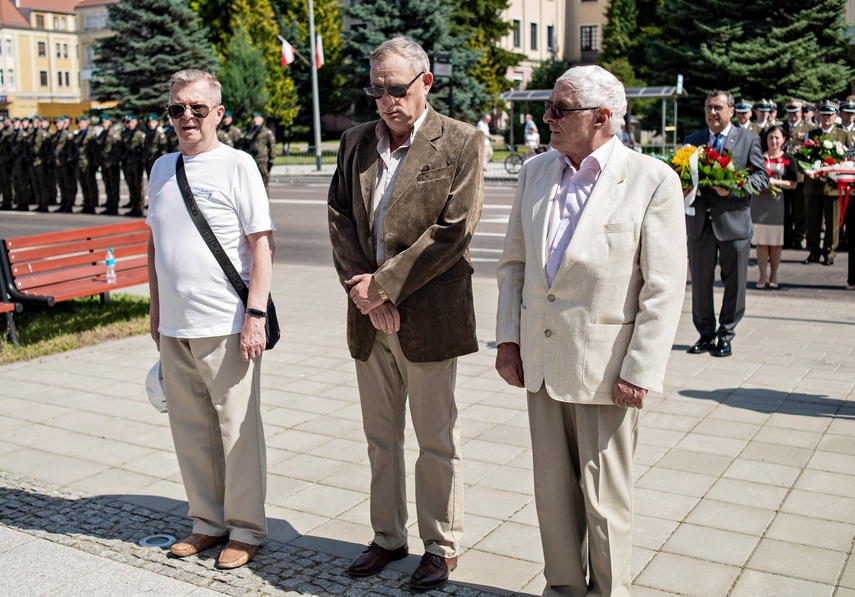 Tak elblążanie obchodzili Święto Wojska Polskiego zdjęcie nr 335488