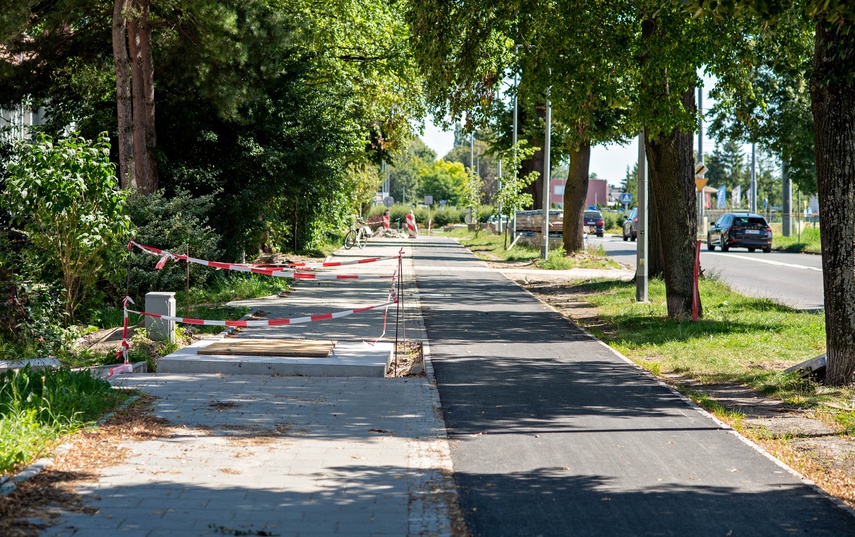 Ścieżki w budowie, rowerzyści już korzystają zdjęcie nr 335543