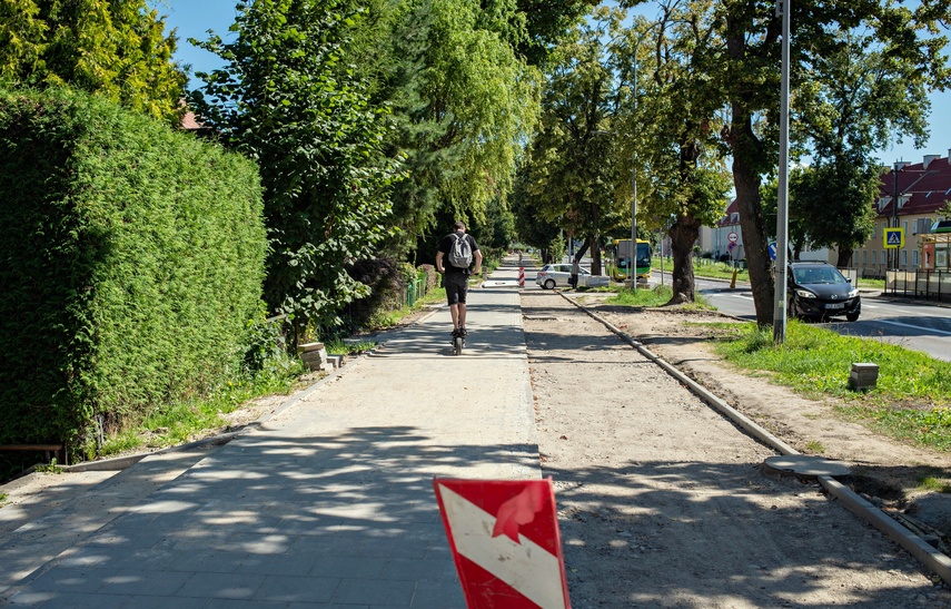 Ścieżki w budowie, rowerzyści już korzystają zdjęcie nr 335541