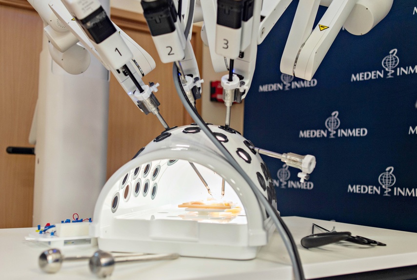Roboty w służbie chirurgii zdjęcie nr 336650