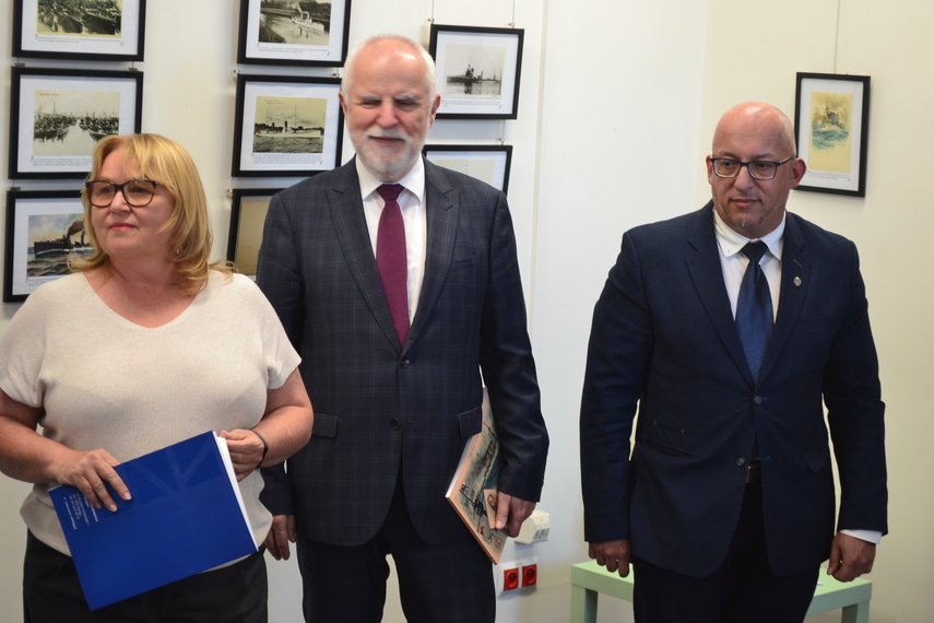 Elbląskie okręty w elbląskiej uczelni zdjęcie nr 336993
