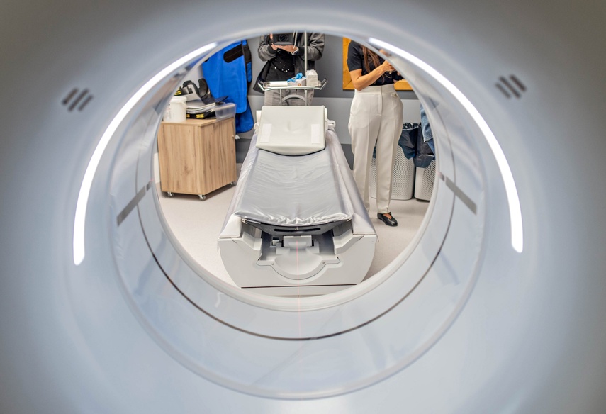 Pierwszy taki tomograf zdjęcie nr 337383