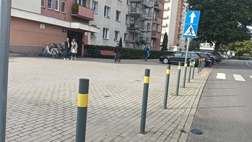 Słupki, które uprzykrzyły mieszkańcom życie zdjęcie nr 337776