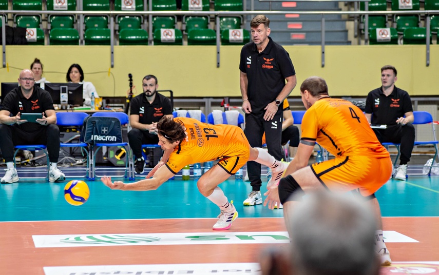 Pięć setów na inaugurację Plusligi w Elblągu zdjęcie nr 338459