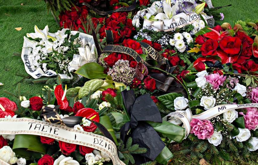 Prezydent RP odznaczył pośmiertnie Zdzisława Dubiellę. Dzisiaj odbył się pogrzeb zdjęcie nr 338506 Prezydent RP odznaczył pośmiertnie Zdzisława Dubiellę. Dzisiaj odbył się pogrzeb zdjęcie nr 338506