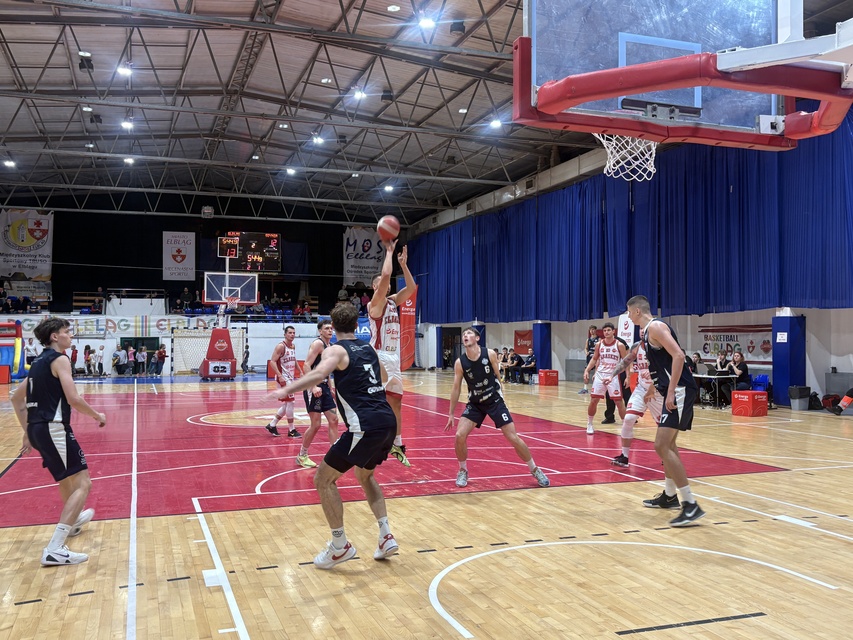 Przekonujące zwycięstwo koszykarzy zdjęcie nr 338585