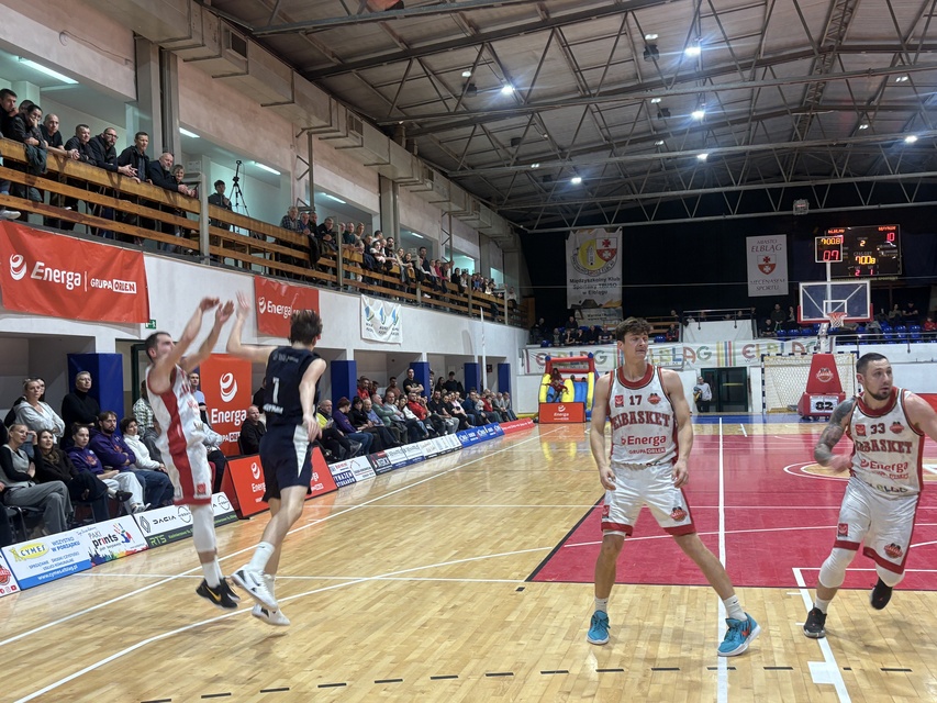 Przekonujące zwycięstwo koszykarzy zdjęcie nr 338581