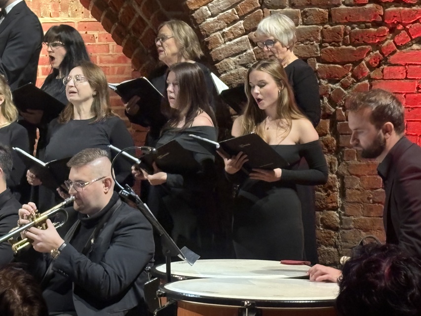 To był wyjątkowy wieczór w Galerii EL zdjęcie nr 338622