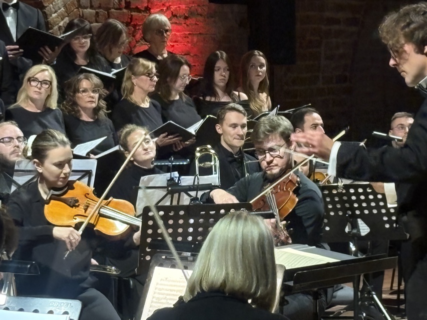 To był wyjątkowy wieczór w Galerii EL zdjęcie nr 338614