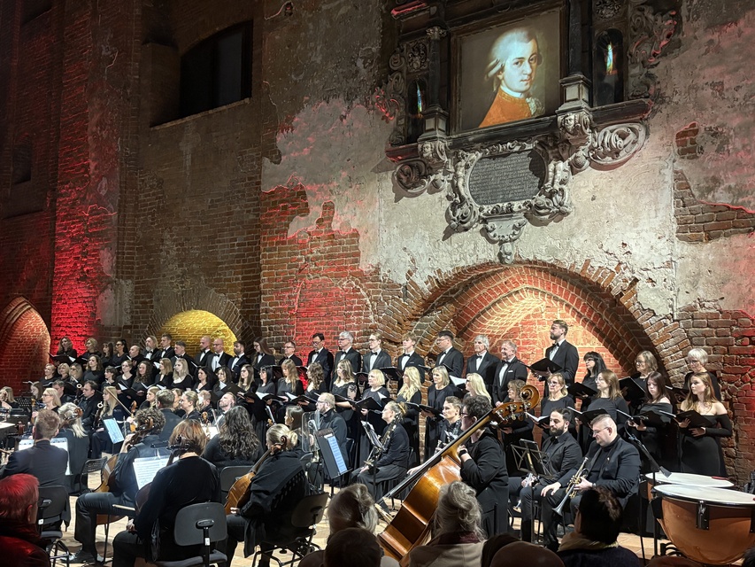 To był wyjątkowy wieczór w Galerii EL zdjęcie nr 338621