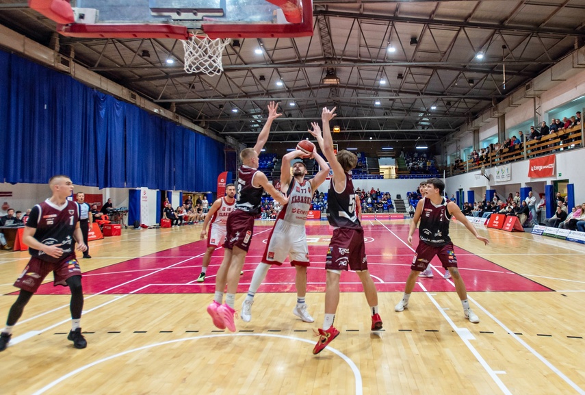 Na zwycięskiej ścieżce zdjęcie nr 338700