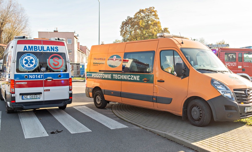 Kolizja auta dostawczego z tramwajem zdjęcie nr 338718