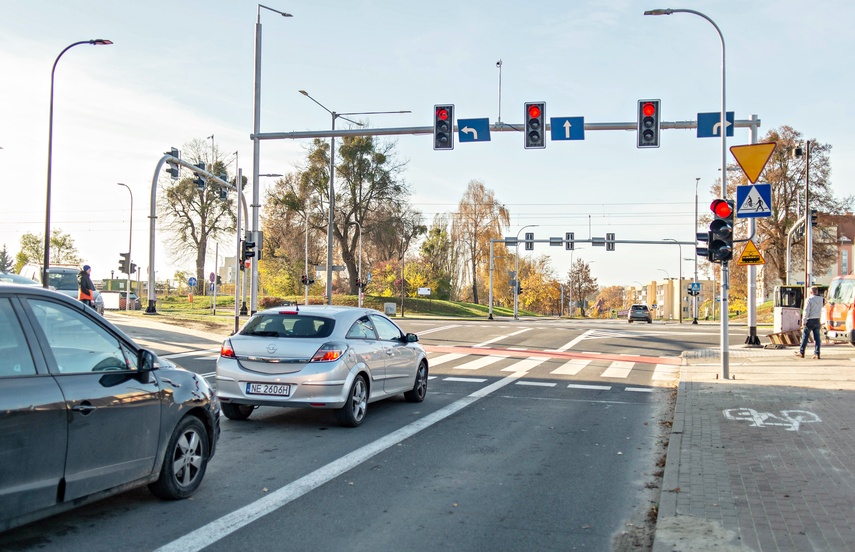 Skrzyżowanie otwarte, koniec z objazdami zdjęcie nr 338745