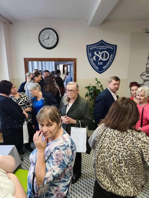 Szkoła w Jegłowniku świętowała 80-lecie zdjęcie nr 338781