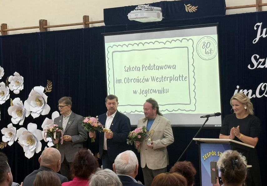 Szkoła w Jegłowniku świętowała 80-lecie zdjęcie nr 338787