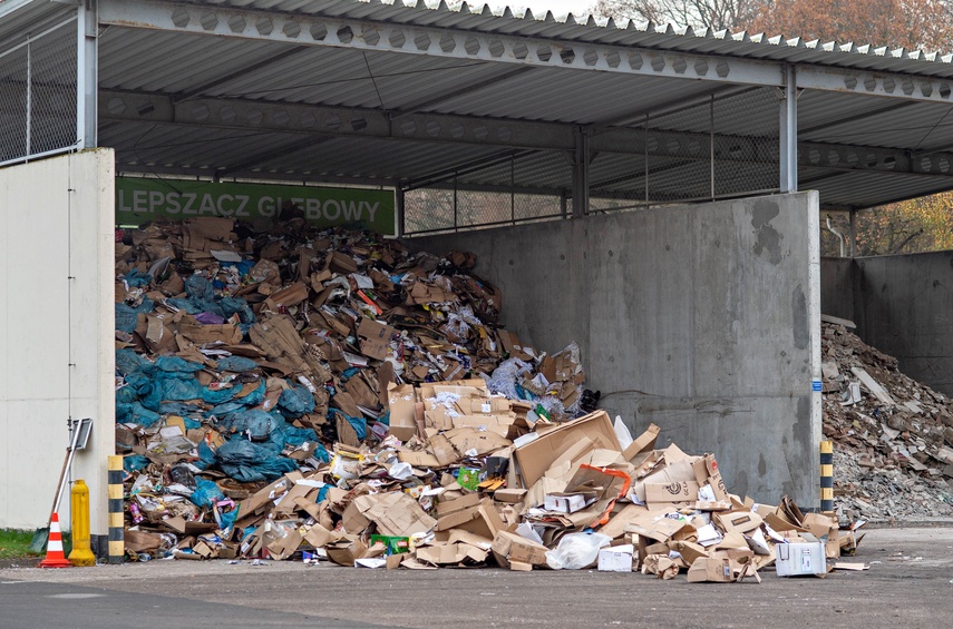 Tak wygląda ZUO dwa tygodnie po pożarze zdjęcie nr 338832
