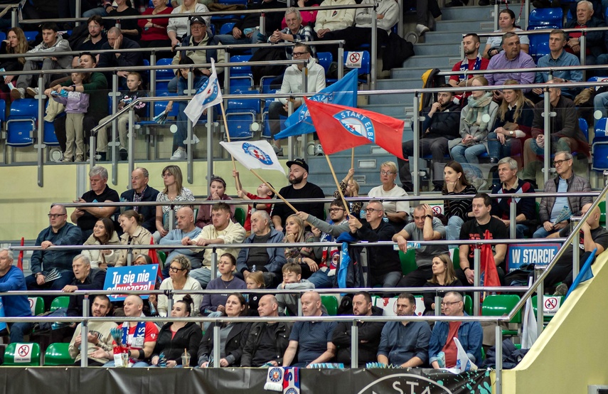 Pierwsza potyczka na remis zdjęcie nr 338883