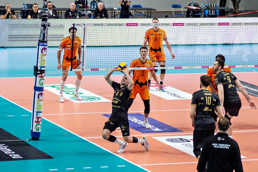 Sensacja pod siatką zdjęcie nr 339255