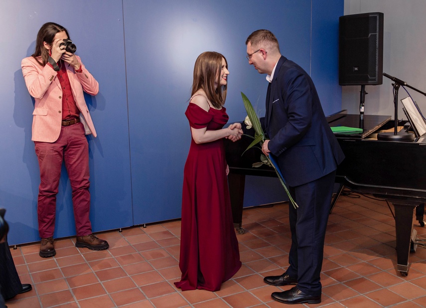 Alicja i Grzegorz stypendystami Elbląskiego Towarzystwa Kulturalnego zdjęcie nr 339400