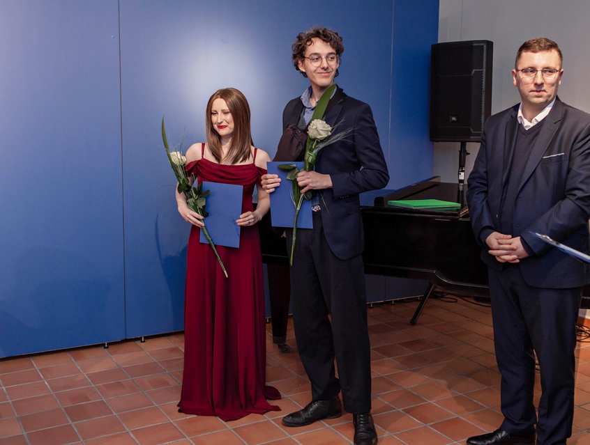 Alicja i Grzegorz stypendystami Elbląskiego Towarzystwa Kulturalnego zdjęcie nr 339401