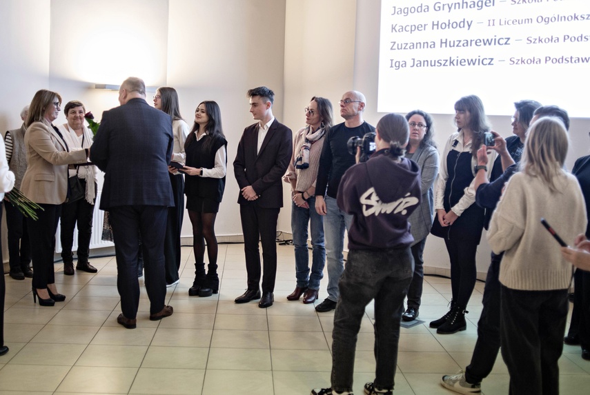 Stypendia dla najzdolniejszych zdjęcie nr 339415