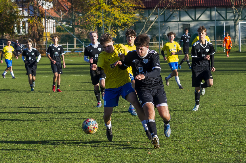Dębowe chłopaki: Awans jest nasz, ten awans, on do nas należy... zdjęcie nr 339454