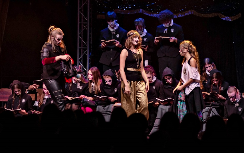 Szkoła imienia Lepszych od Reszty zdjęcie nr 339479