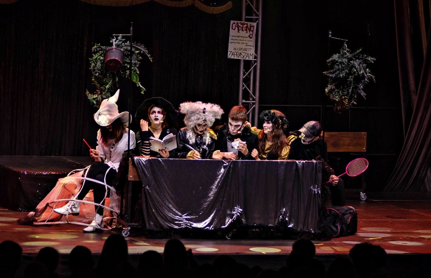 Szkoła imienia Lepszych od Reszty zdjęcie nr 339497