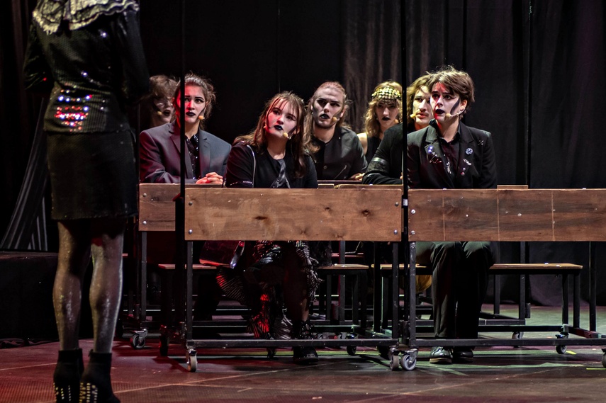 Szkoła imienia Lepszych od Reszty zdjęcie nr 339504