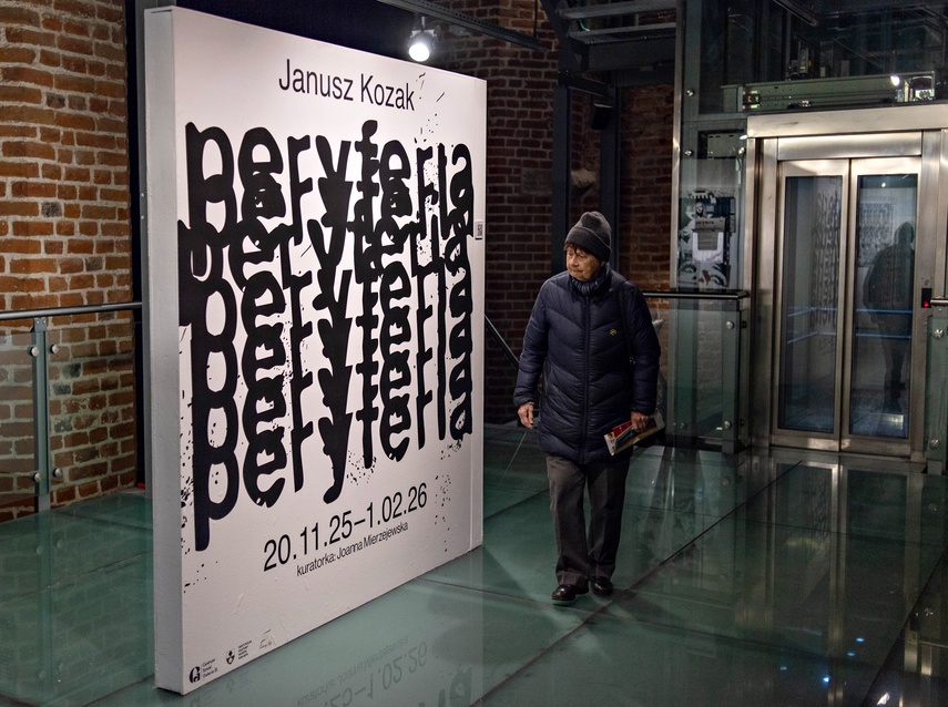 Biało czarne peryferia zdjęcie nr 339547