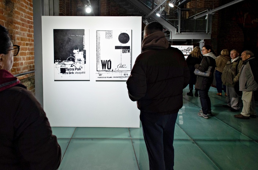 Biało czarne peryferia zdjęcie nr 339561