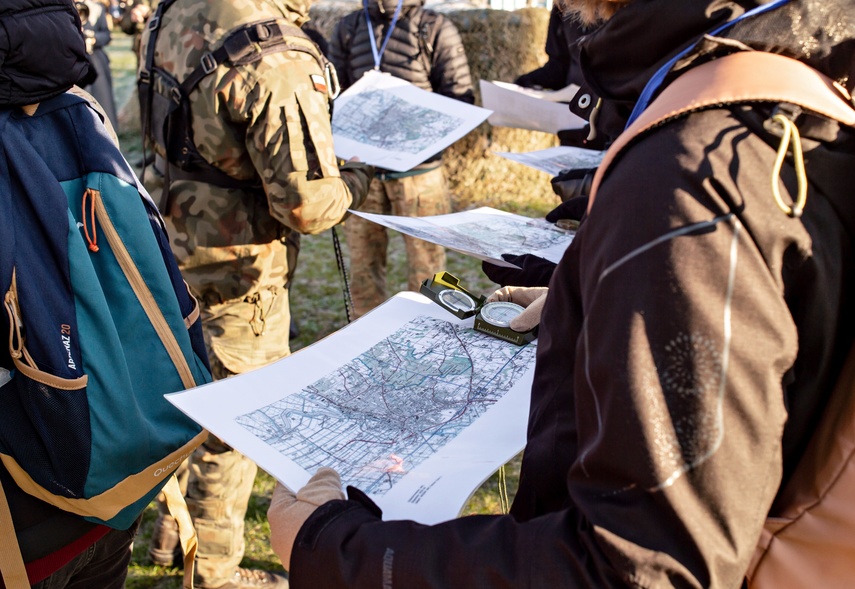 Cywile w gotowości zdjęcie nr 339636