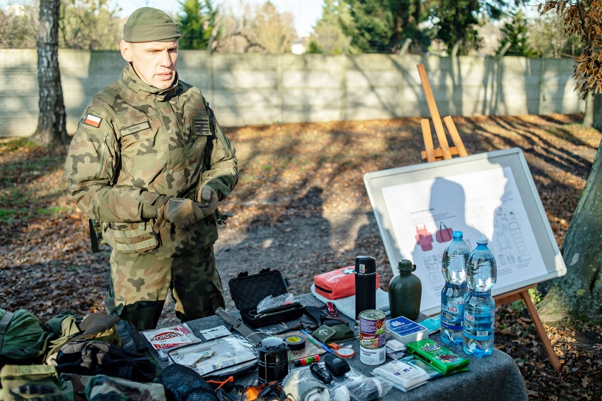 Cywile w gotowości zdjęcie nr 339627