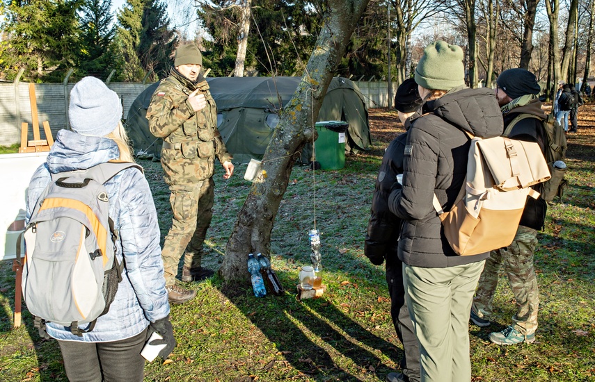 Cywile w gotowości zdjęcie nr 339631