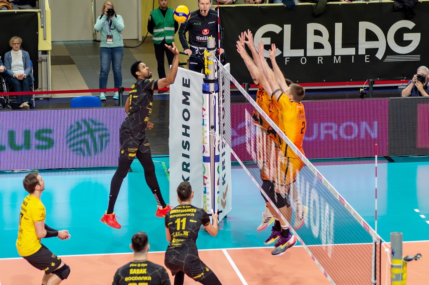 Debiut Oskara Woźnego w Pluslidze zdjęcie nr 339681