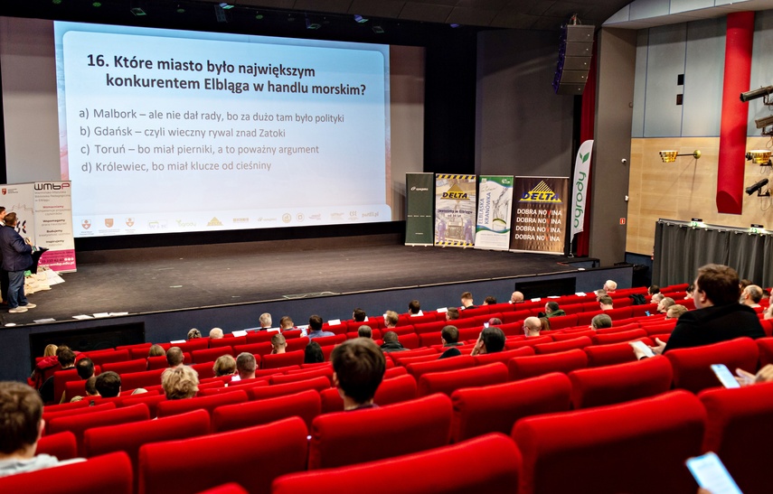 Krzysztof Jaworski wygrywa VII Test Wiedzy o Elblągu zdjęcie nr 339769