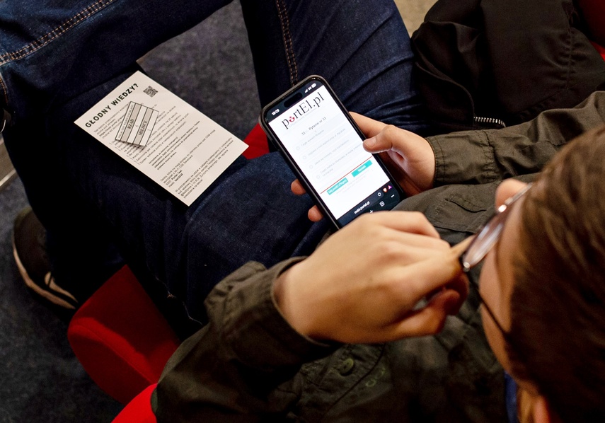 Krzysztof Jaworski wygrywa VII Test Wiedzy o Elblągu zdjęcie nr 339770