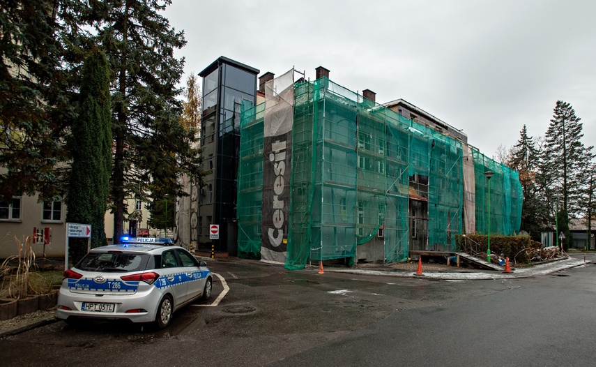 Po pożarze szpital wstrzymuje planowe przyjęcia pacjentów zdjęcie nr 339838