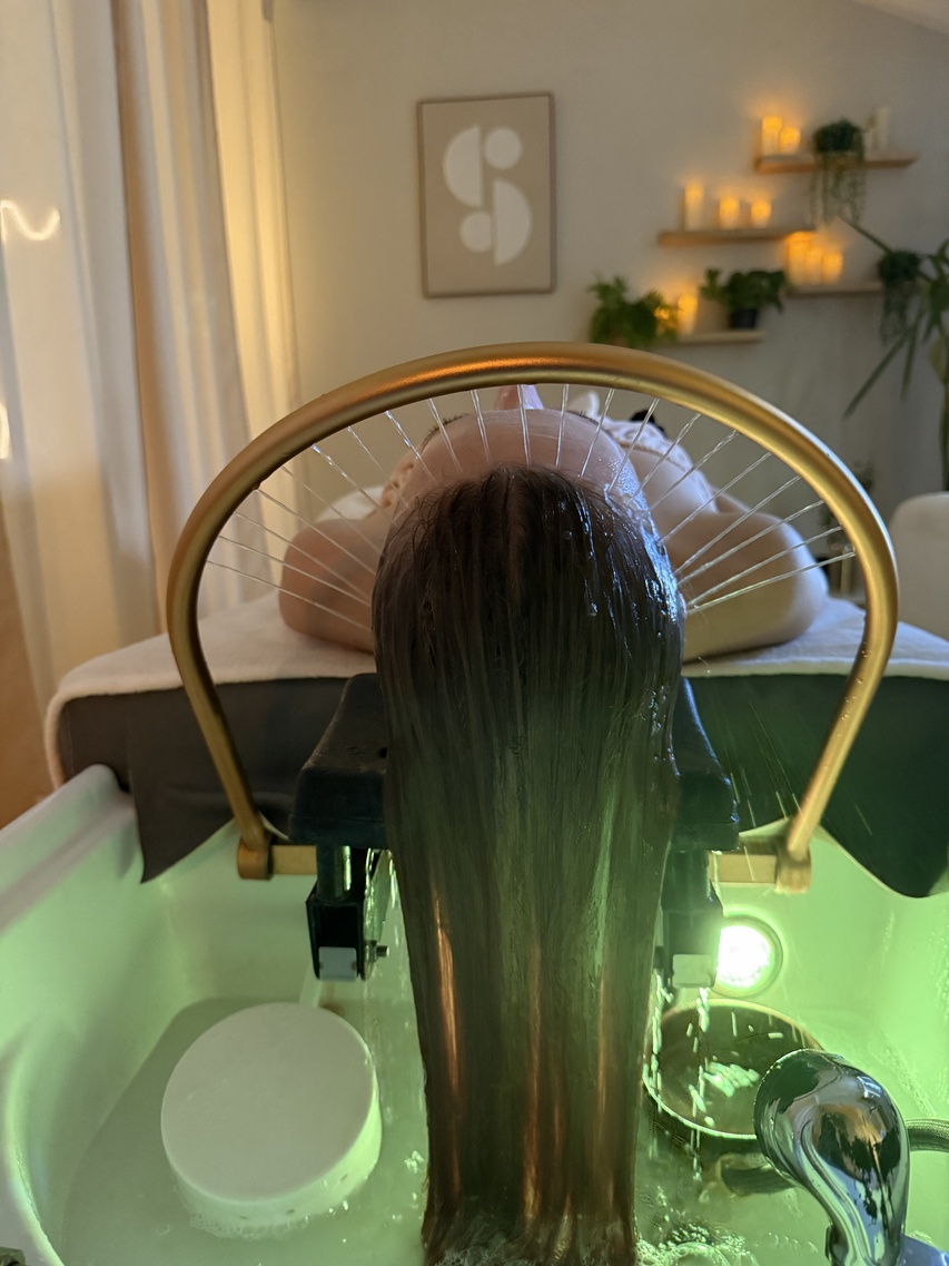 Nie masz pomysłu na Mikołajki? Postaw na voucher pełen relaksu w Head Spa Studio zdjęcie nr 339912