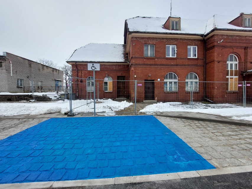 Plac dworcowy po remoncie zdjęcie nr 339932
