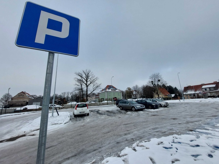 Plac dworcowy po remoncie zdjęcie nr 339929
