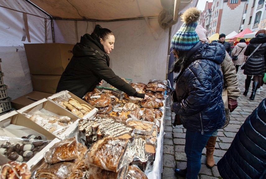 Trwa Jarmark Bożonarodzeniowy zdjęcie nr 340131