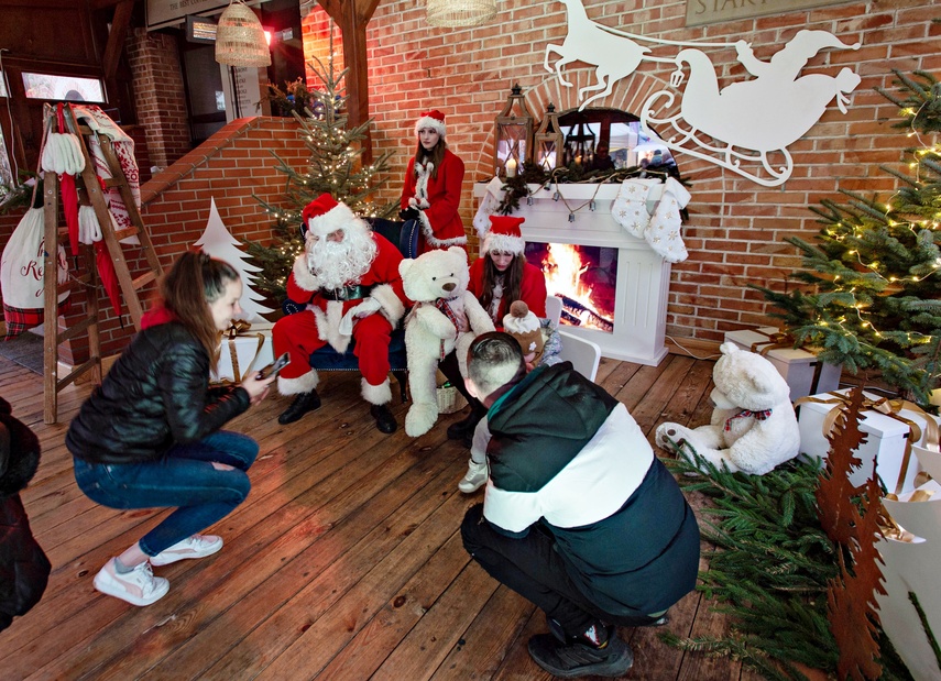 Trwa Jarmark Bożonarodzeniowy zdjęcie nr 340134