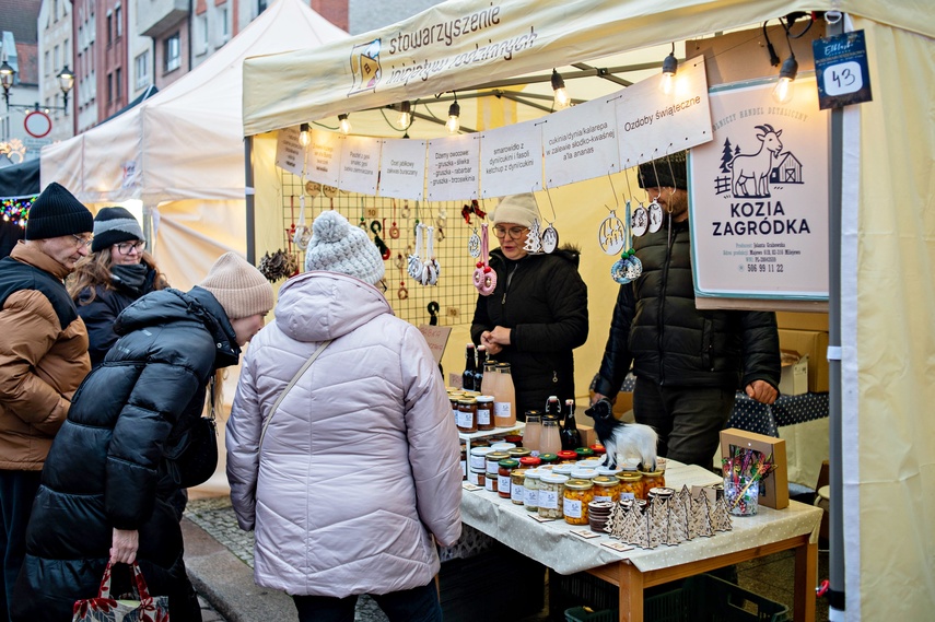 Trwa Jarmark Bożonarodzeniowy zdjęcie nr 340153