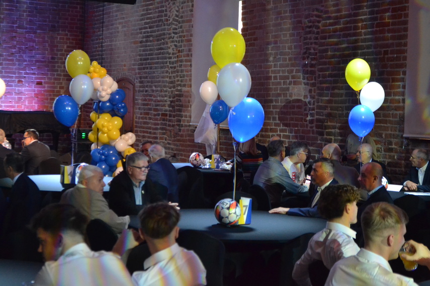 Nowy sztandar na 80. urodziny zdjęcie nr 340277