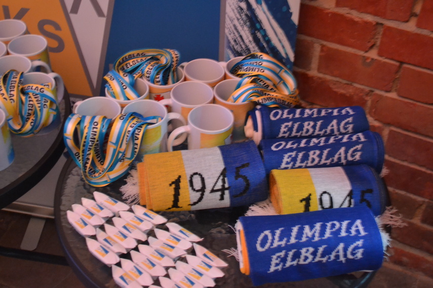 Nowy sztandar na 80. urodziny zdjęcie nr 340265