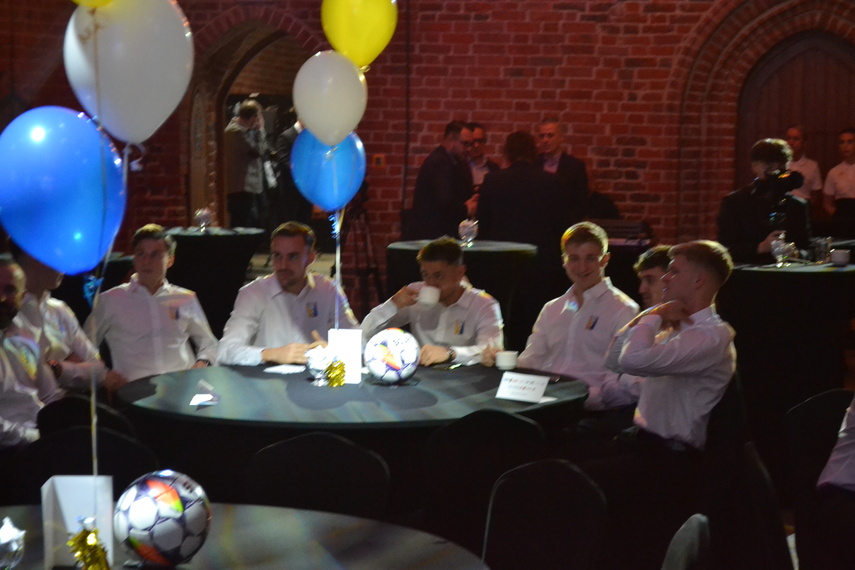 Nowy sztandar na 80. urodziny zdjęcie nr 340275