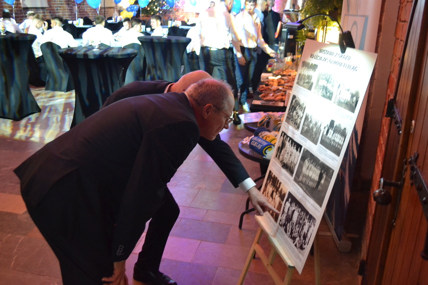 Nowy sztandar na 80. urodziny zdjęcie nr 340276