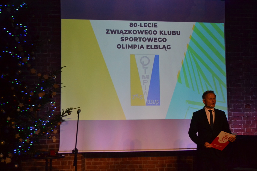 Nowy sztandar na 80. urodziny zdjęcie nr 340273