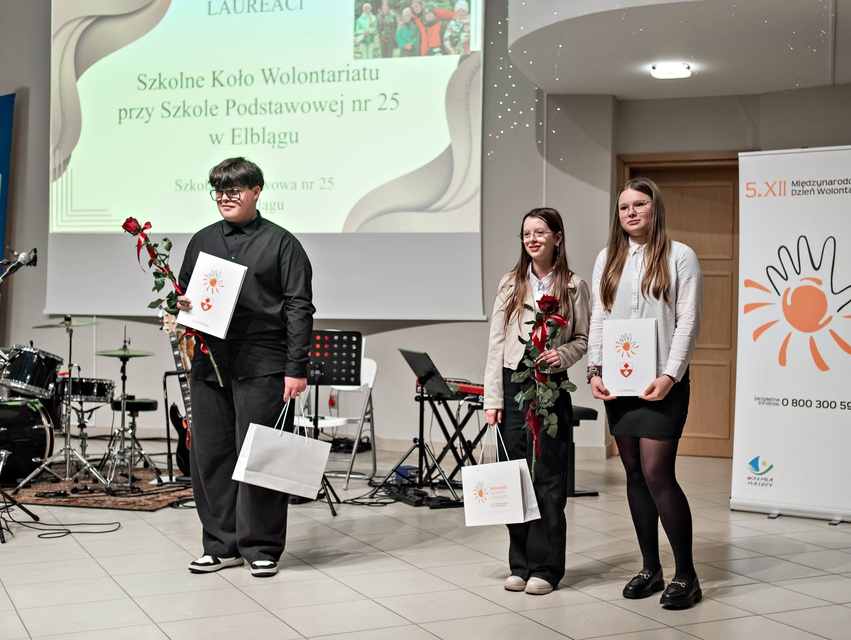 Nagrodzono najaktywniejszych wolontariuszy zdjęcie nr 340362